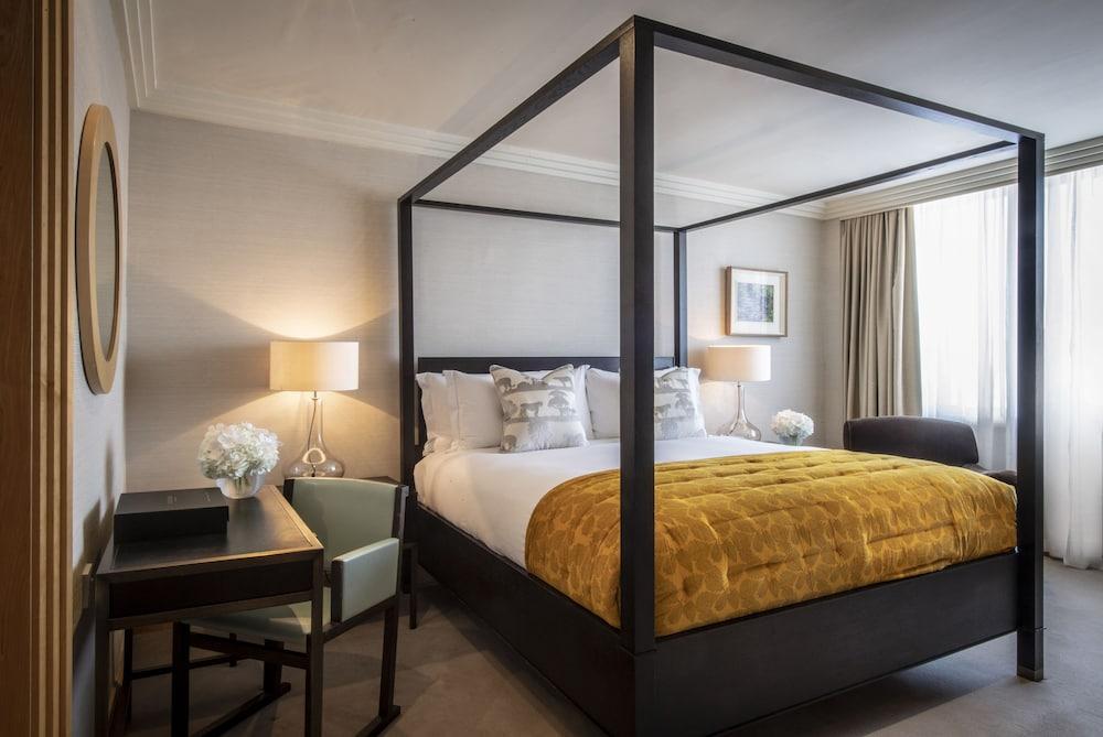 فندق ذه ويستبيري دبلن المظهر الخارجي الصورة A bedroom at The Mitre