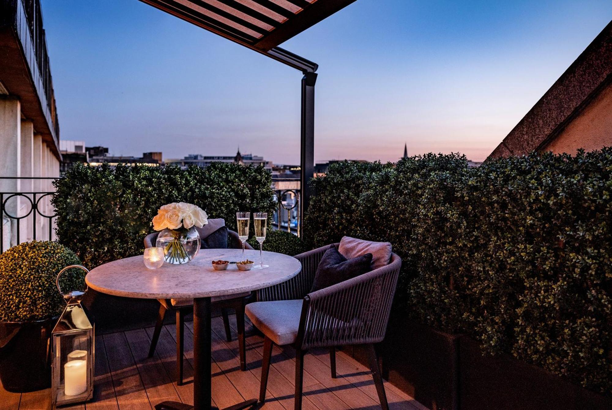 فندق ذه ويستبيري دبلن المظهر الخارجي الصورة The Terrace at The Ivy Collection