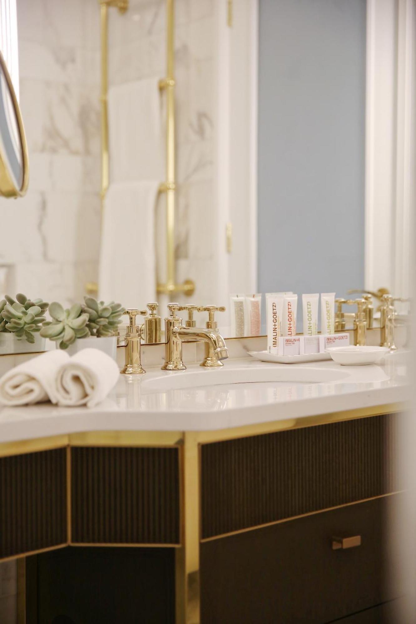 فندق ذه ويستبيري دبلن المظهر الخارجي الصورة Bathroom amenities