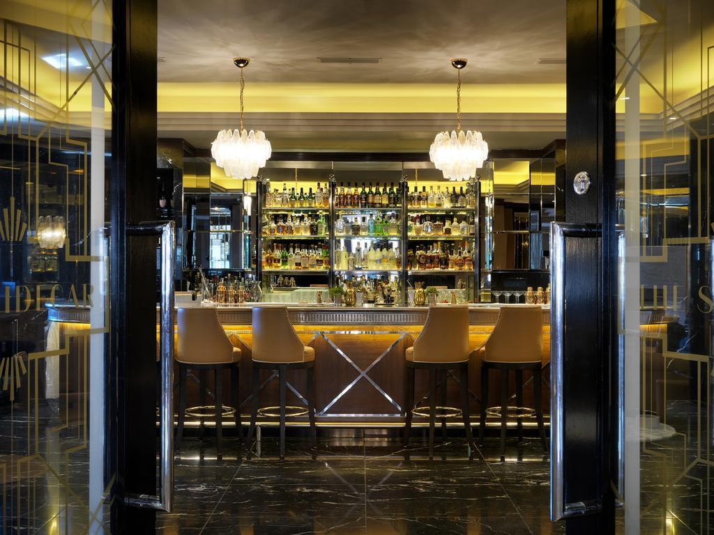 فندق ذه ويستبيري دبلن المظهر الخارجي الصورة The bar at the Savoy