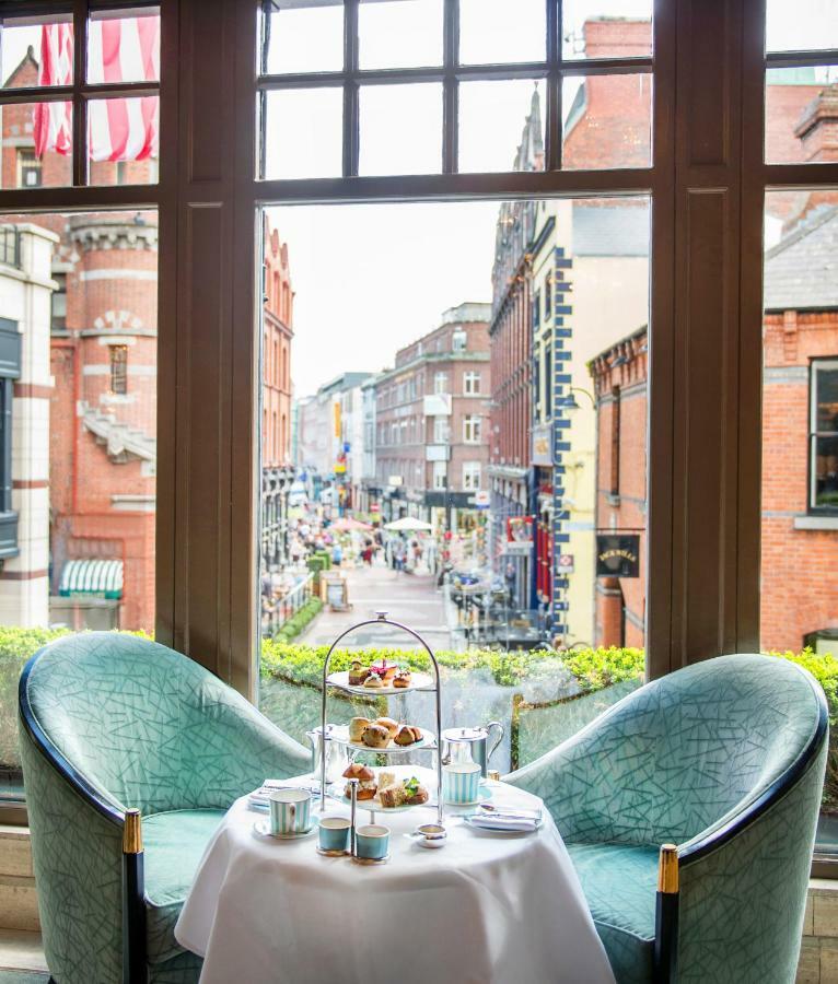 فندق ذه ويستبيري دبلن المظهر الخارجي الصورة Afternoon tea at the Midland Hotel, Manchester